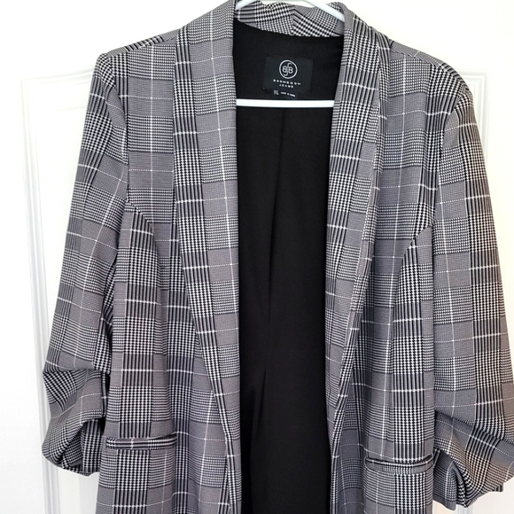 Jacket - Picture 1 of 1